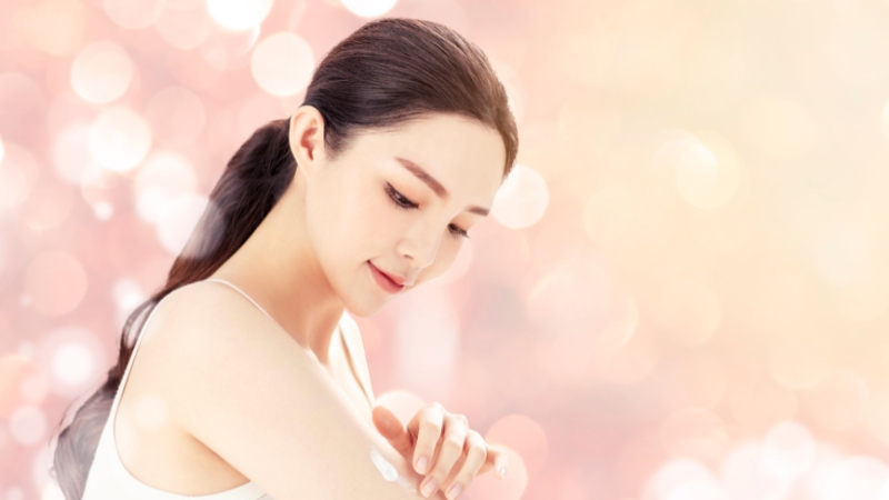  Bạn nên tìm hiểu kỹ càng để lựa chọn được sản phẩm chứa collagen phù hợp độ tuổi 25.