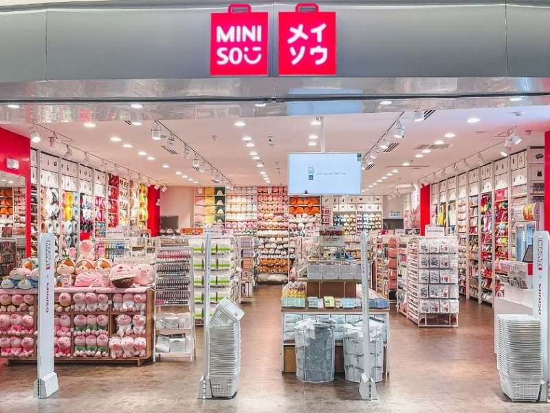 Miniso là hệ thống tiêu dùng bán lẻ hàng Nhật Bản được nhiều người yêu thích 